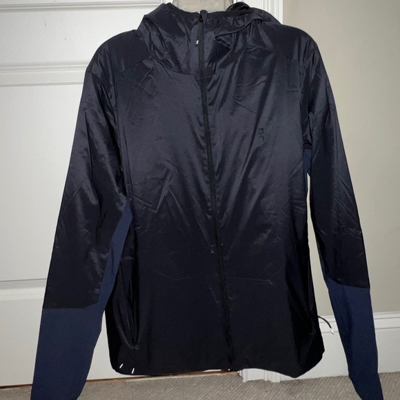 On Cloud mens insulator weather jacket medium black NWOT - Picture 3 of 6